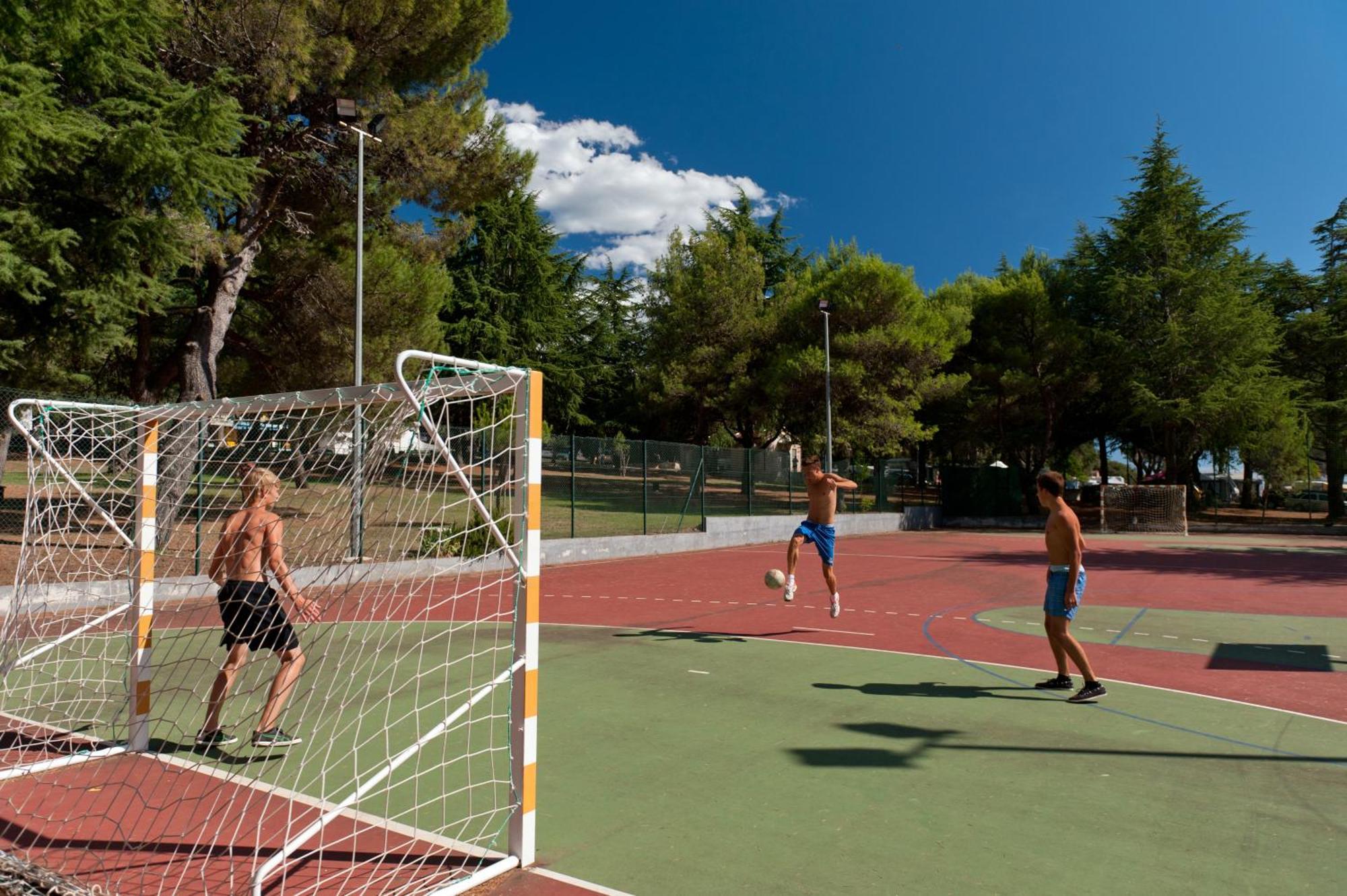 Maistra Camping Koversada Uncovered Naturist Pitches Vrsar Eksteriør billede